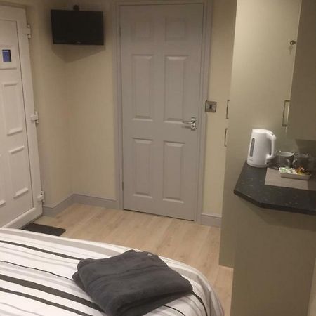 Private En-Suite Guestroom Ruthin Exterior foto